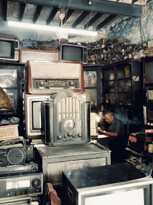 Shopper considering an extended warranty on a new television at an electronics store